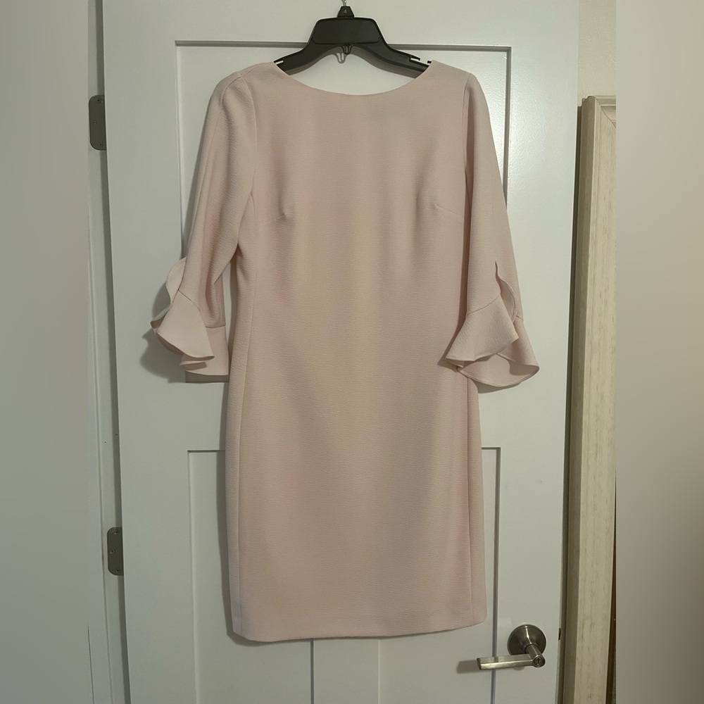 Karl Lagerfeld Paris Women's Tulip Sleeve Crepe Dress. Size 4. Worn twice.